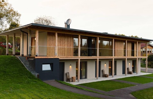 Latschach Appartement | Keuschengut - Natur Garten Suite Weißtanne