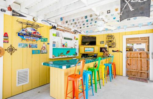 Cutthroat Harbor Estates Maison | Key Lime Time