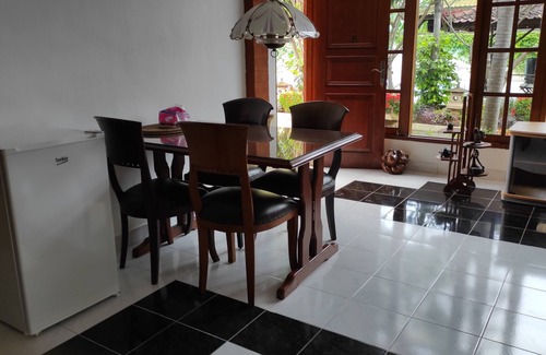 Lovina Maison | Keyani Bungalow's With Quiet and Comfortable Very Suitable for Pension Day