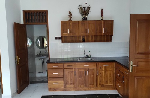 Lovina Maison | Keyani Bungalow's With Quiet and Comfortable Very Suitable for Pension Day