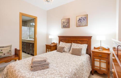 Parque Ayala Appartement | Keywise Perfect location next to María Zambrano STATION, central , beach ,pool and free Parking
