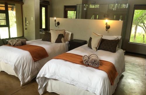 Pilanesberg National Park Cabine | Kgorogoro Lodge