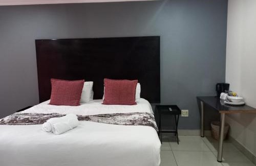 Emalahleni Hôtel | Khayalami Hotel - Emalahleni