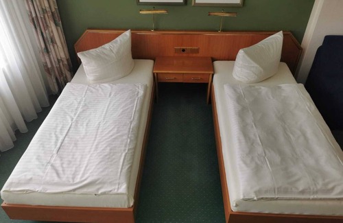 Furstenwalde/Spree Hôtel | KHGM Kaiserhof Hotel GmbH