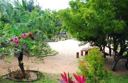 Alankuda Villa | Khomba Beach House