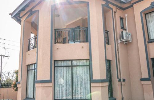 Hazyview Maison | Khutso Boutique Hotel