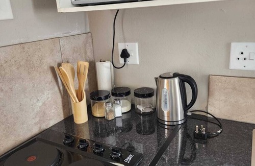 Govan Mbeki Lit Et Petit-Déjeuner | Appartements à Khutsong