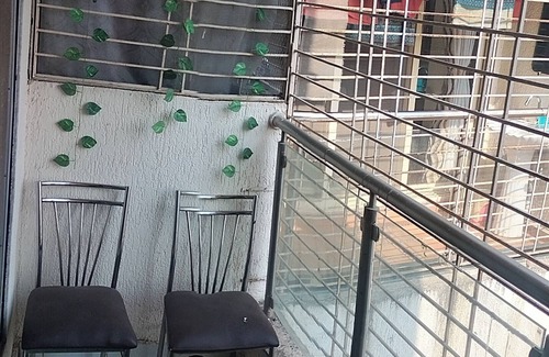 Kurla Appartement | Kickback and relax in this calm and peaceful place 5 min to pheonix mall
