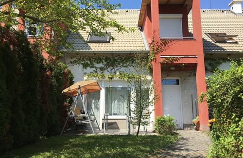 Csillaghegy Maison | Jardin vert pour enfants à Budapest