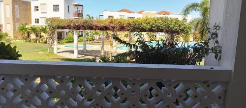 Mtwapa Appartement | Kikambala Luxurious Two Bedroom - Beachfront, Swimming pool View, WiFi, Smart TV, Ample Parking, 24Hr Security