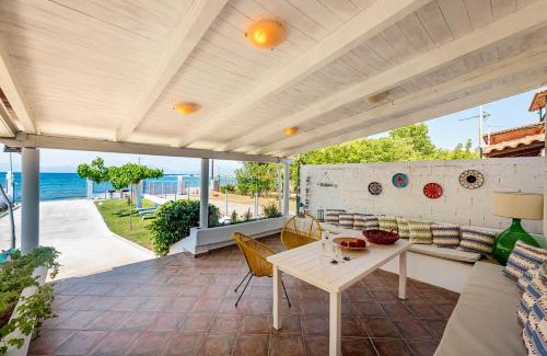 West Achaea Maison | Kiko, the Coastline house