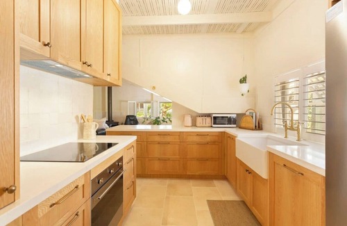 Cowes Maison | Kilara Cottage 3-Bed 2-Bath