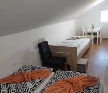Balatonfured Appartement | Kilátó Apartman ,upper floor of the house