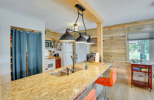 Kilgore Maison | Kilgore Lakefront Home w/ Private Dock & Pier!