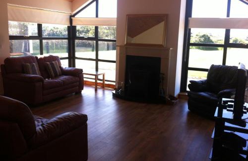 Duncormick Maison | Kilmore Quay Castleview 1 - 5 Bedroom House