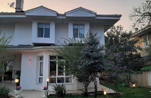 Kilyos Lit Et Petit-Déjeuner | Charming 5-bedroom B&B with AC, WiFi in soothing Kumköy