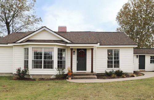 China Spring Maison | Kindred Cottage - Charming 3 bedroom house 20min from downtown