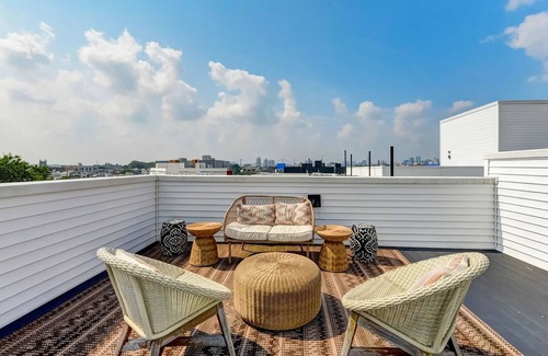 Norris Square Appartement | King Bed Apt w/RoofTop Lounge King Bed Elevator Gym