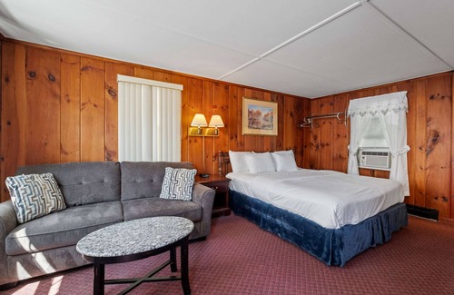 Littleton Hôtel | King Bed Comfort Walk to Main Street