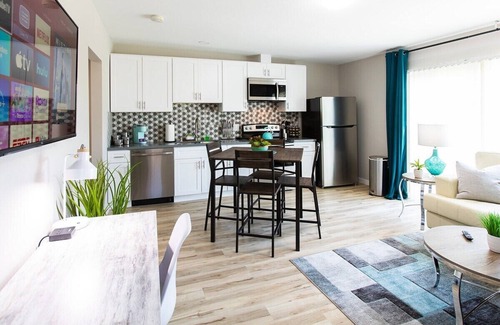 San Carlos Maison | King Bed| Full Kitchen |55"TVs|Fast Wi-Fi | |W/D