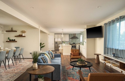 South Westminster Maison | King Beds, Fire Pit, Arcade, Games, 2 Living Rooms, Nursery - Perfect Retreat!