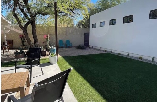 Sam Hughes Maison | Modern / Cozy Scandinavian Villa, King beds, 3/3 house in Tucson with WiFi, AC