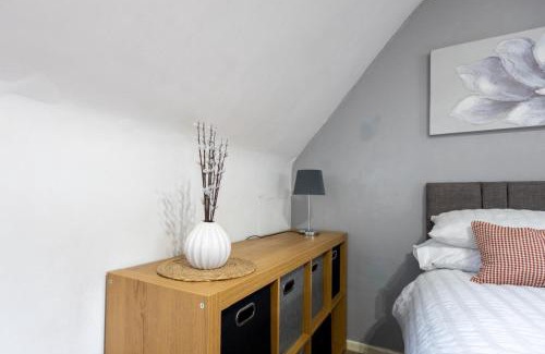 Colchester Maison | King Coel