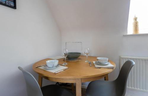 Colchester Maison | King Coel