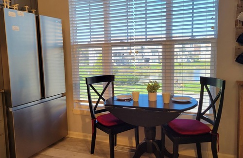 Ocean Air Park Maison | King En Suite, Pool, Beach, 5 BR, 4 Bath,Free Parking, Game Rm, Sleep 13