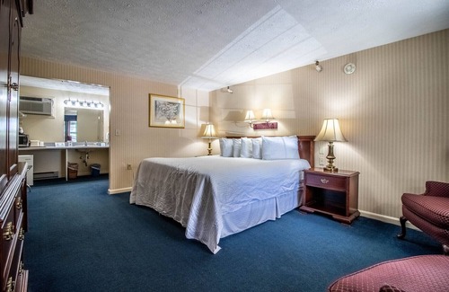 Ogunquit Cabine | King room - 1 King bed