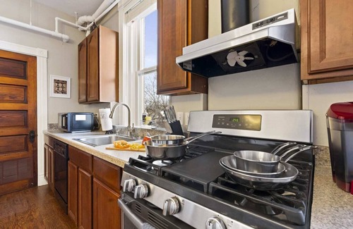 Shelby Park Appartement | KING Sleep8 4Bed 3BR 2BA Swepson Domestique 201