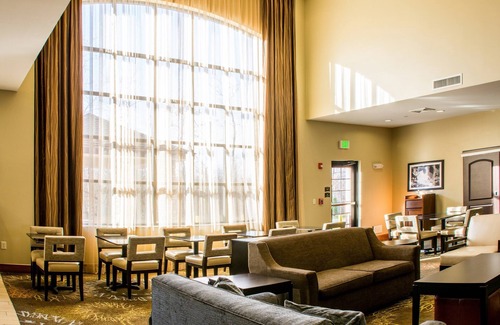 Schererville Appartement | King Studio. Free Breakfast. Indoor Pool. Gym.