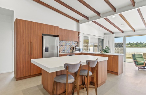 Ballina Maison | King Tide - Riverfront Holiday Home