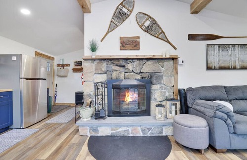 Lake Harmony Chalet De Ski | KingBd+Romantic+getaway+Nightlife+Relax+Outlets+Chalet+FirePit+lake+Fireplace