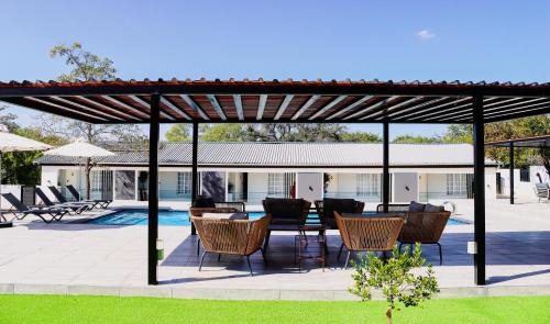 Elias Motsoaledi Cabine | Kingdoms Lodge