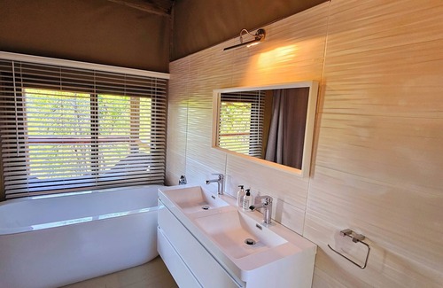 Thorny Bush Game Reserve Autre | Kingfisher Creek Safari Lodge