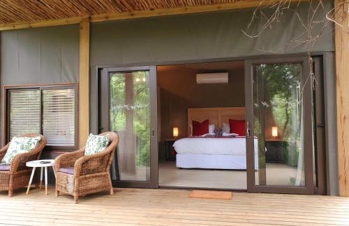 Thorny Bush Game Reserve Hôtel | Kingfisher Creek Safari Lodge