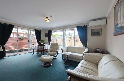 Hobart Central Business District Maison | Kings Corner - 5min to CBD & 20min to Airport