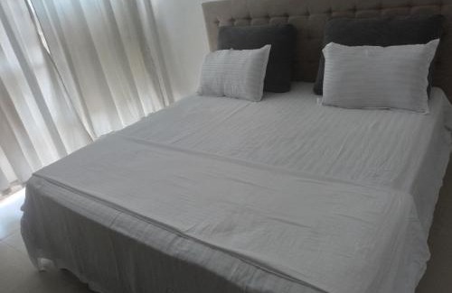 Katugastota Appartement | Kingston Villa