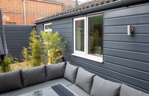Cromer Maison | Kippers Cottage family getaway 500m from the beach