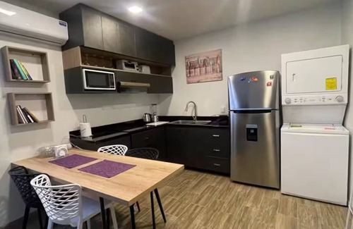 Simon Bolivar Appartement | Kiran Lodging FH