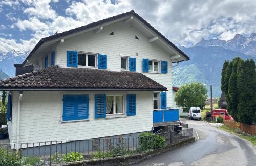 Buerglen Appartement | Kirchenrüttiweg 1
