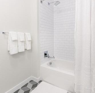 Central Business District Appartement | Kislak 301Chic Studio in the Heart of Downtown