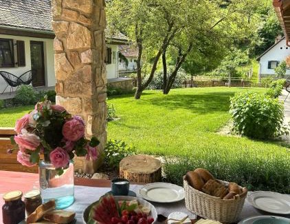 Obanya Maison | Kistücsök Vendégház Óbánya