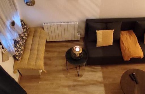 Mezieres-sur-Seine Appartement | kitchenette