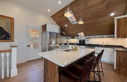 Kittery Maison | Kittery Cove | Luxe, Views, Walk to Portsmouth