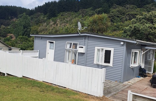 Kawhia Maison | Kiwi as - cute comfy and an euphoric escape