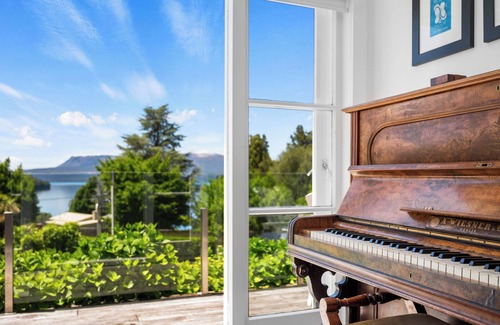 Lake Tarawera Cottage | Maison de vacances Kiwiana Bach - Lac Tarawera