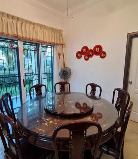 Kota Kinabalu Maison | KK Kiansom Retreat