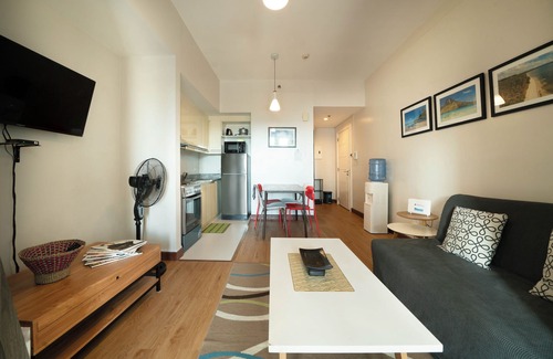 Legazpi Village Appartement | KL Tower